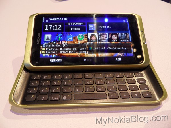 Video: Nokia E7 QWERTY keyboard type test – utterly awesome physical keyboard